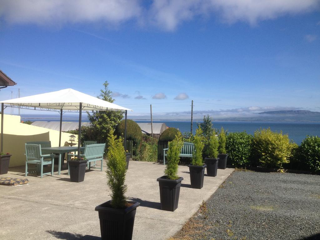 Admiralty House Bed & Breakfast Moville Exterior foto